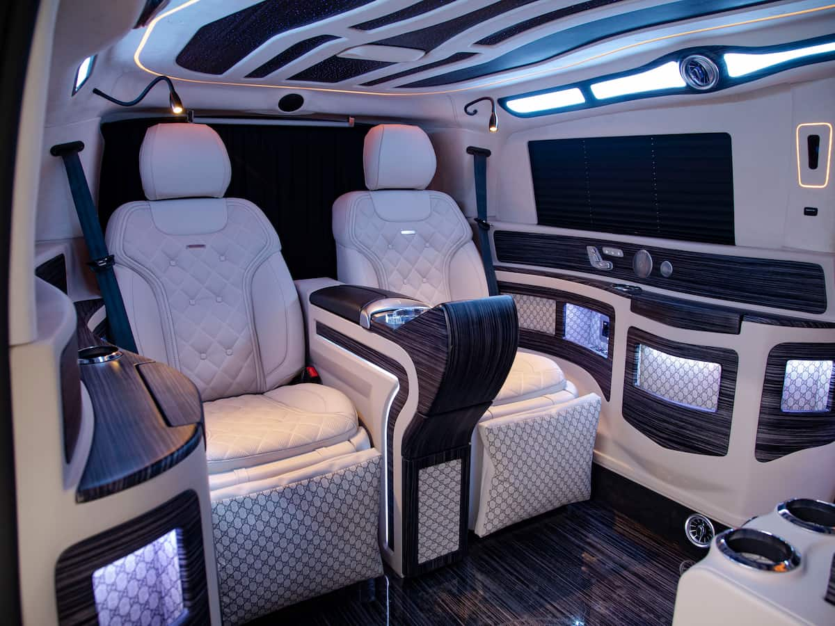 Now to rent Mercedes Viano airport transfer service in Dubai